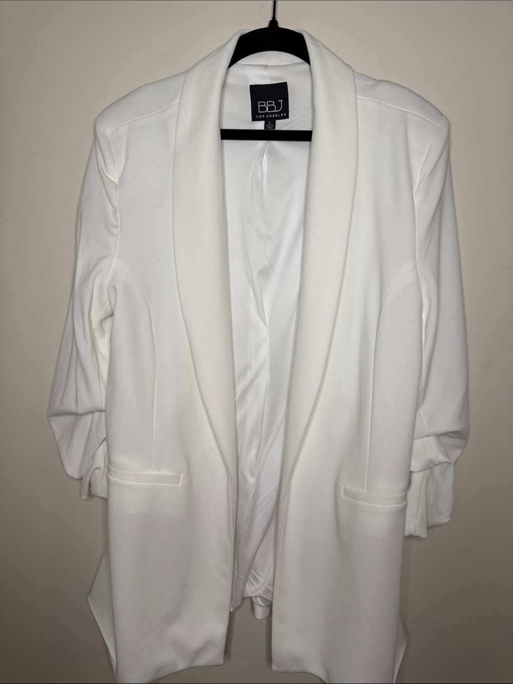 BBJ Los Angeles White Shawl-Collar Blazer